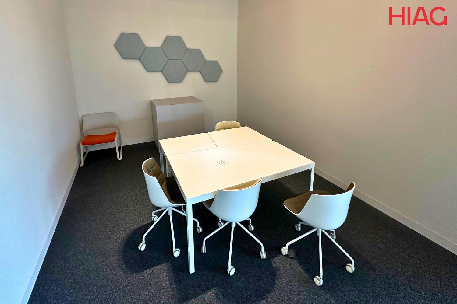 730m² office, photo 9 of 10