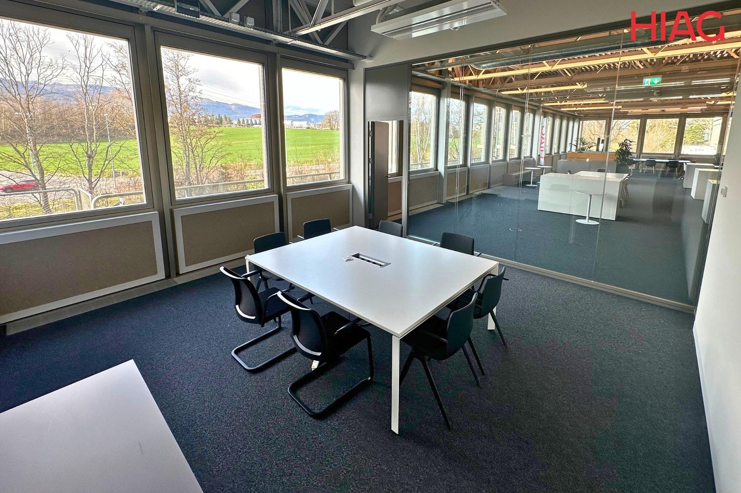 730m² office, photo 8 of 10