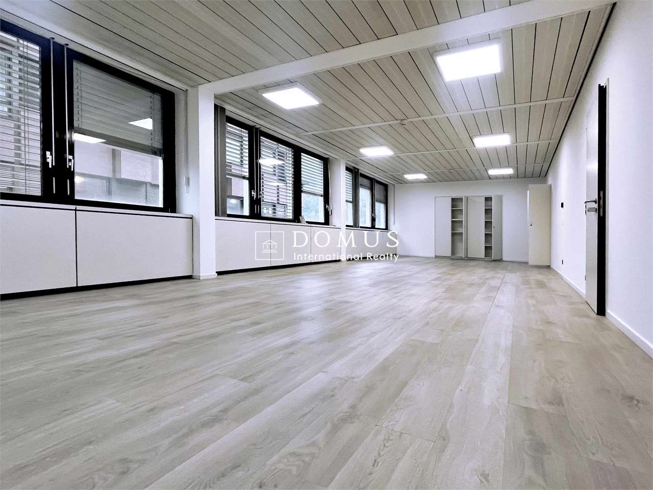Office, photo 1 of 6