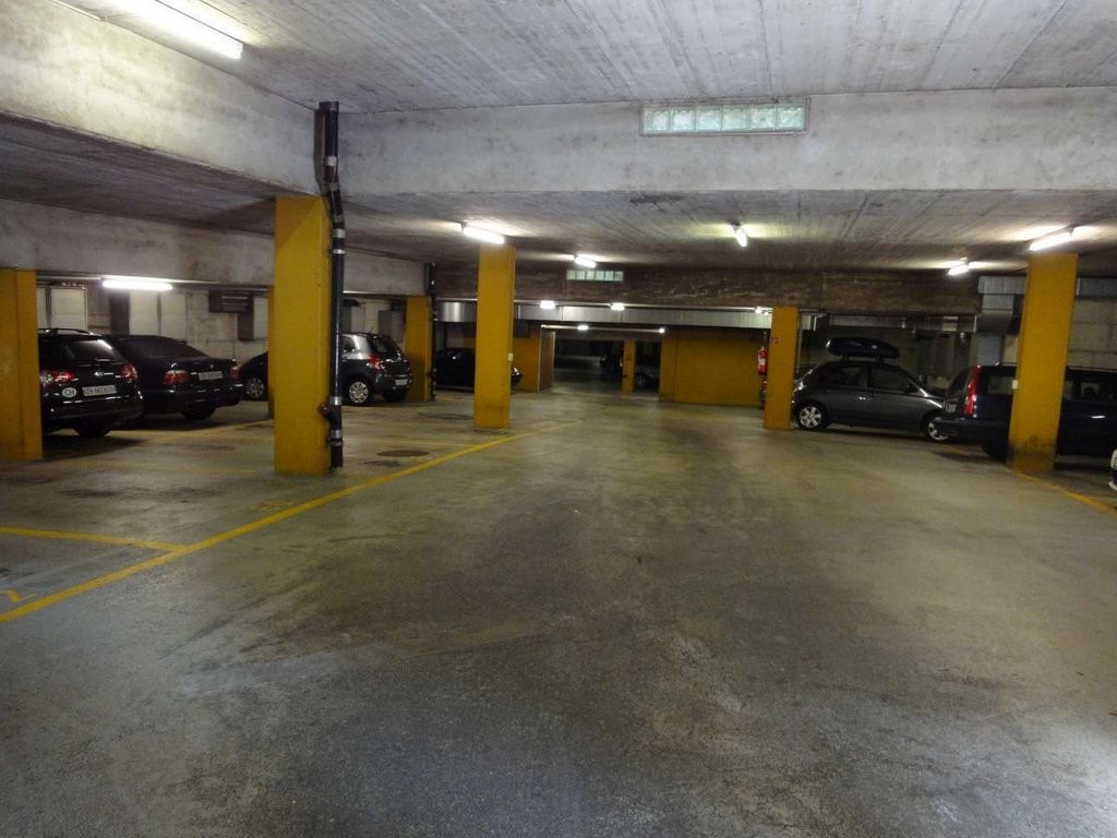 Underground slot, photo 3 of 3