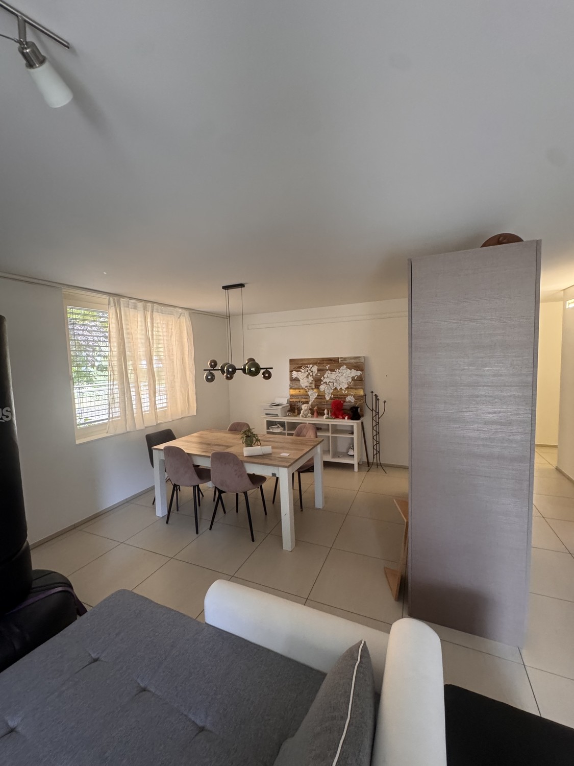 Chambre dans un appartement partagé