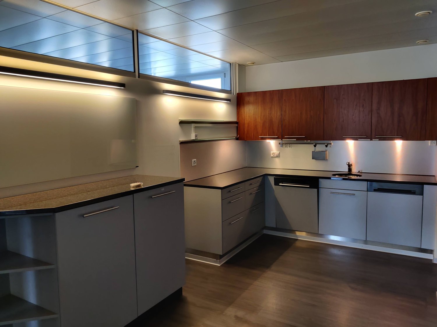 488m² office, photo 5 of 5
