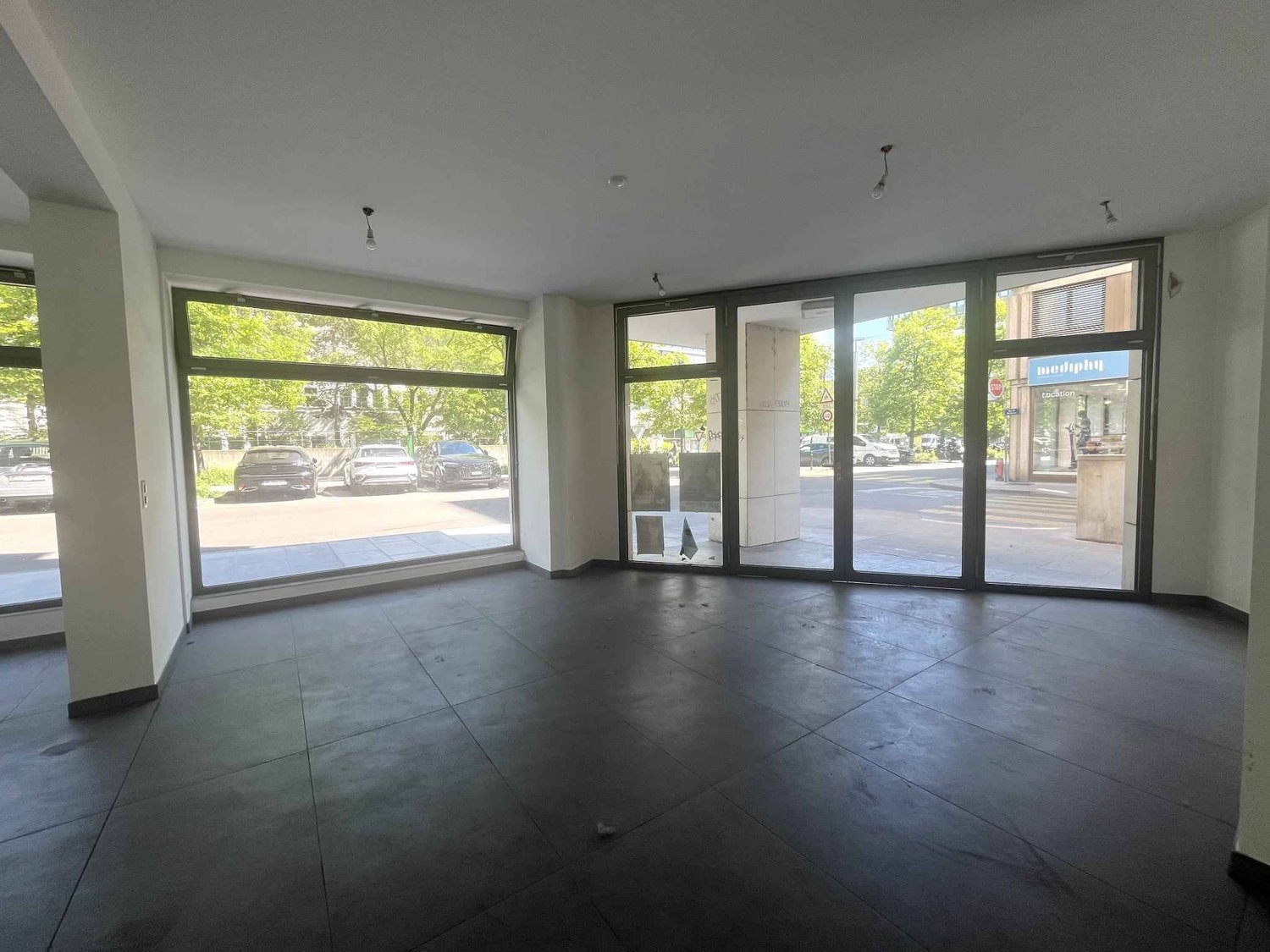 177m² arcade, photo 3 of 7