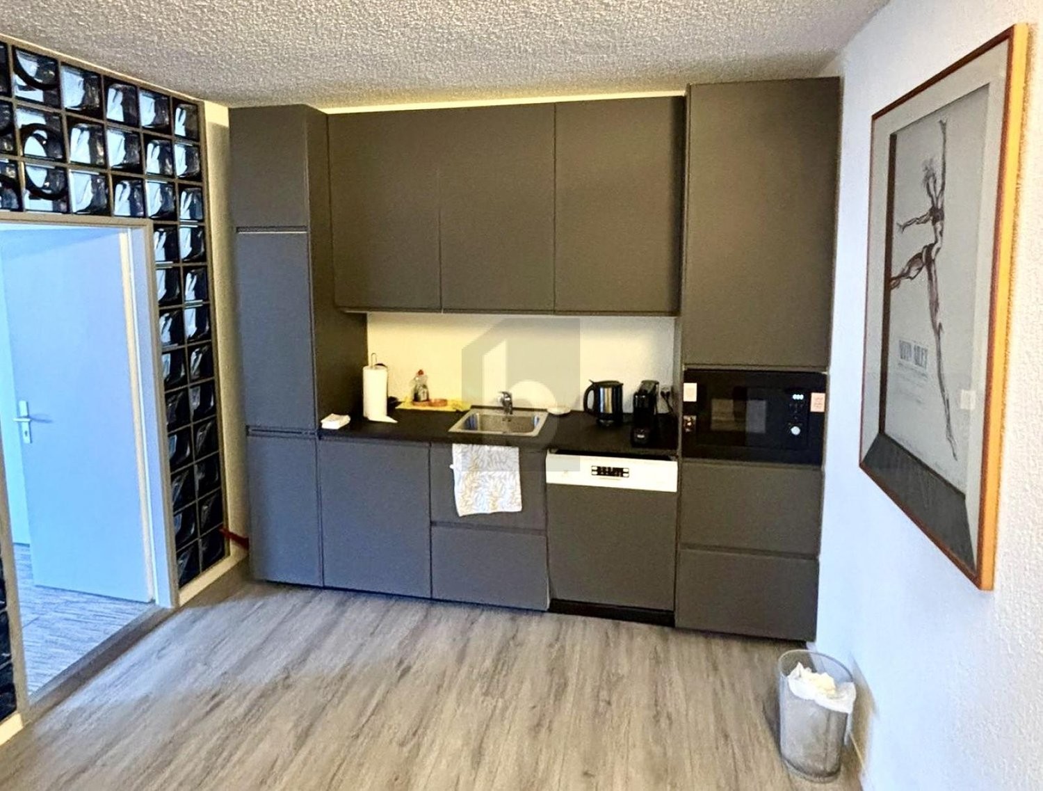 80m² office, photo 3 of 4