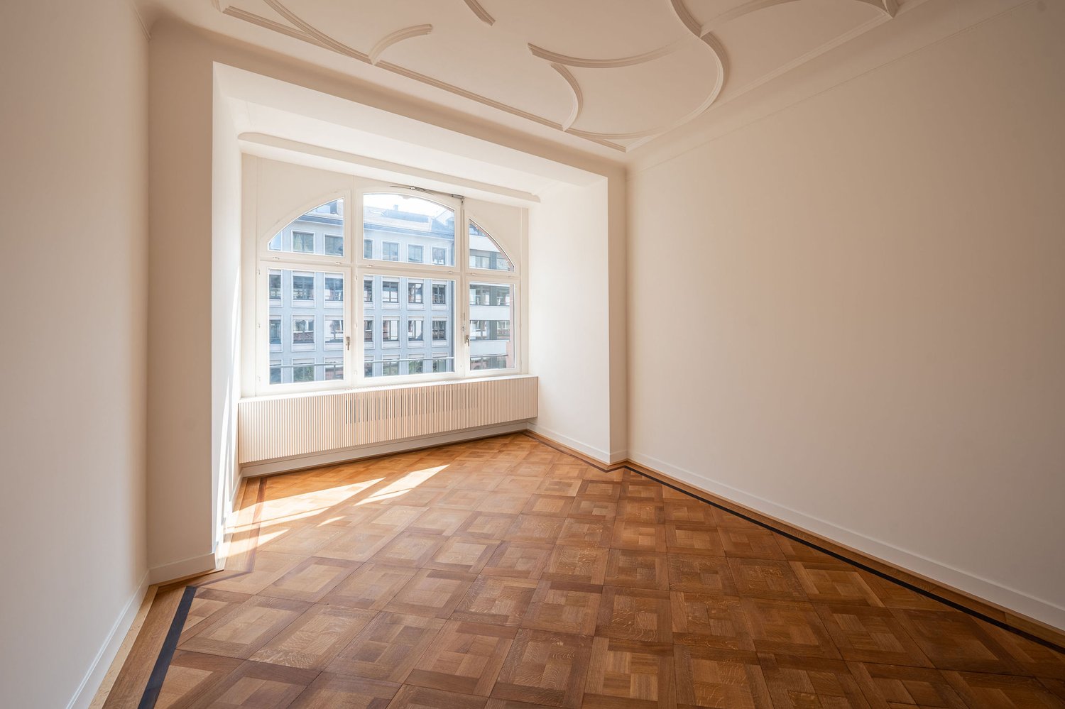 3000m² office, photo 2 of 10