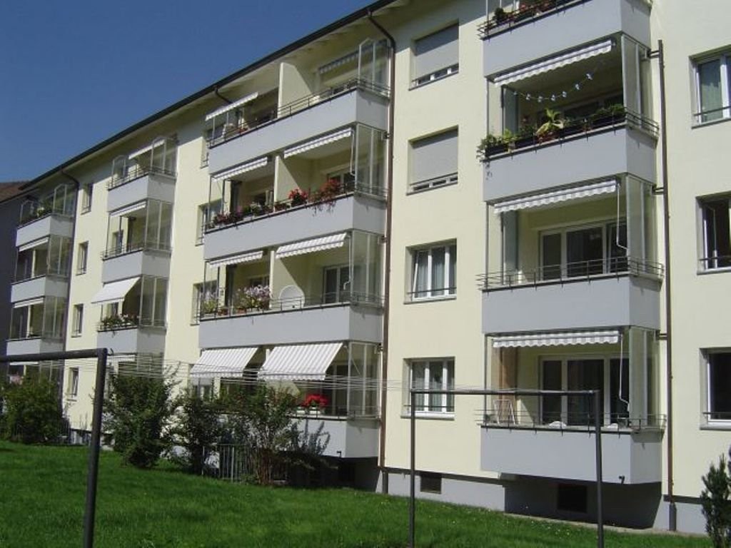 4 rooms apartment, photo 2 of 8
