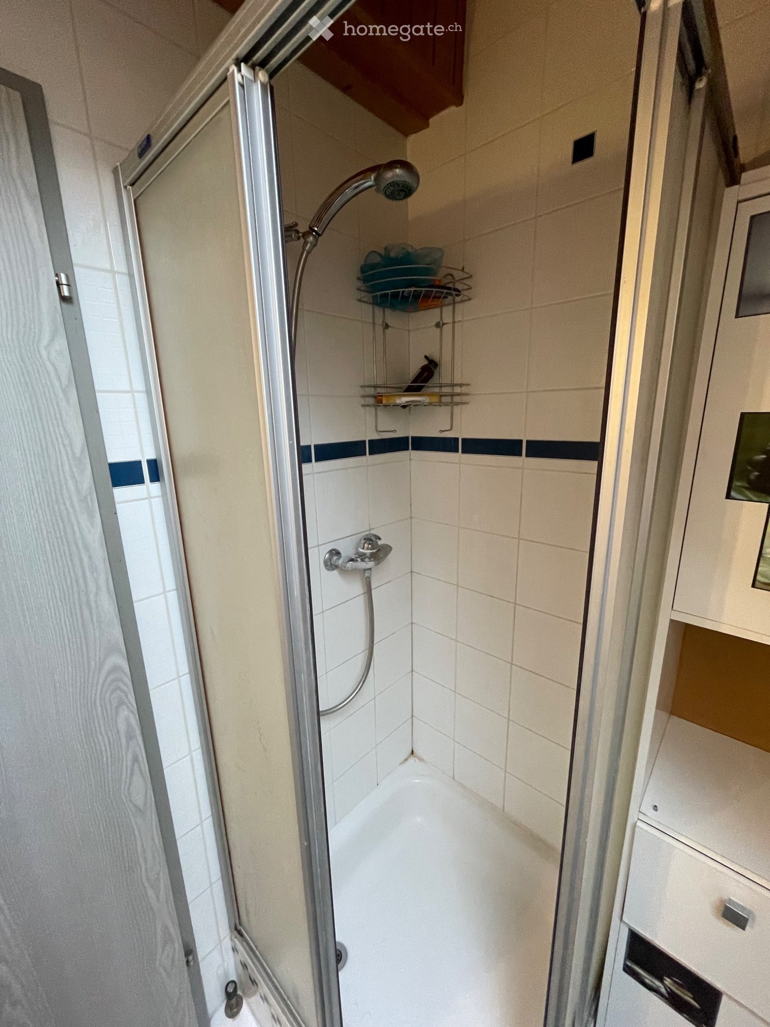 1 room single room