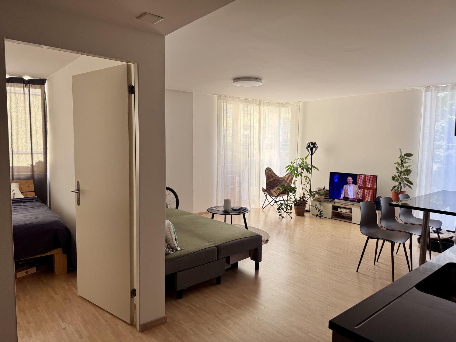 2 rooms apartment, photo 1 of 10