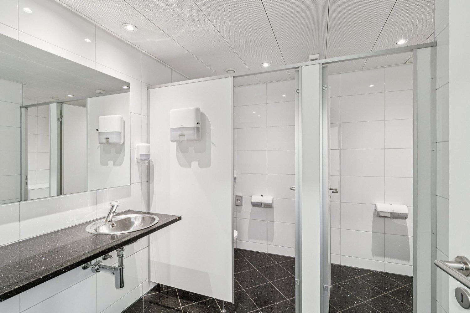 178m² office, photo 7 of 7