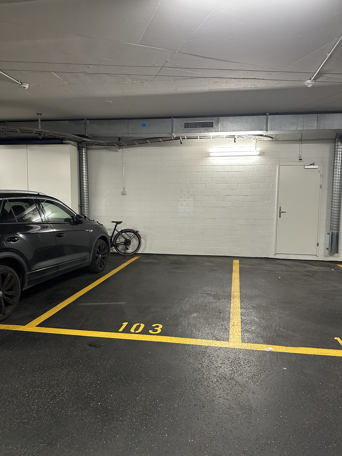 Open slot, photo 2 of 2
