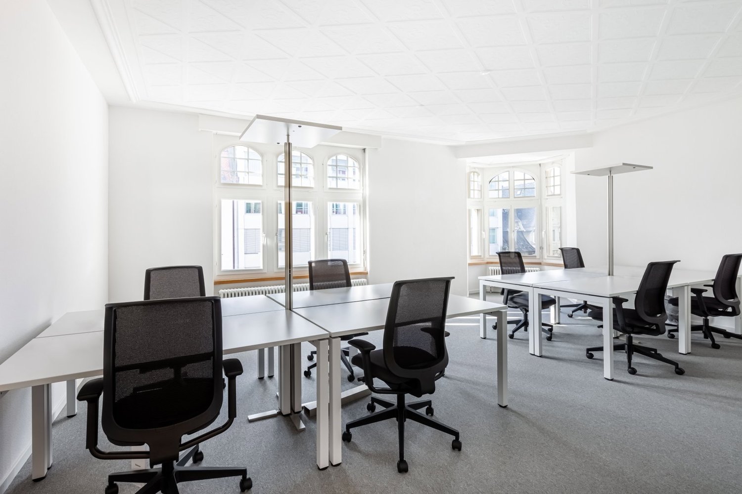 Office, foto 3 di 8