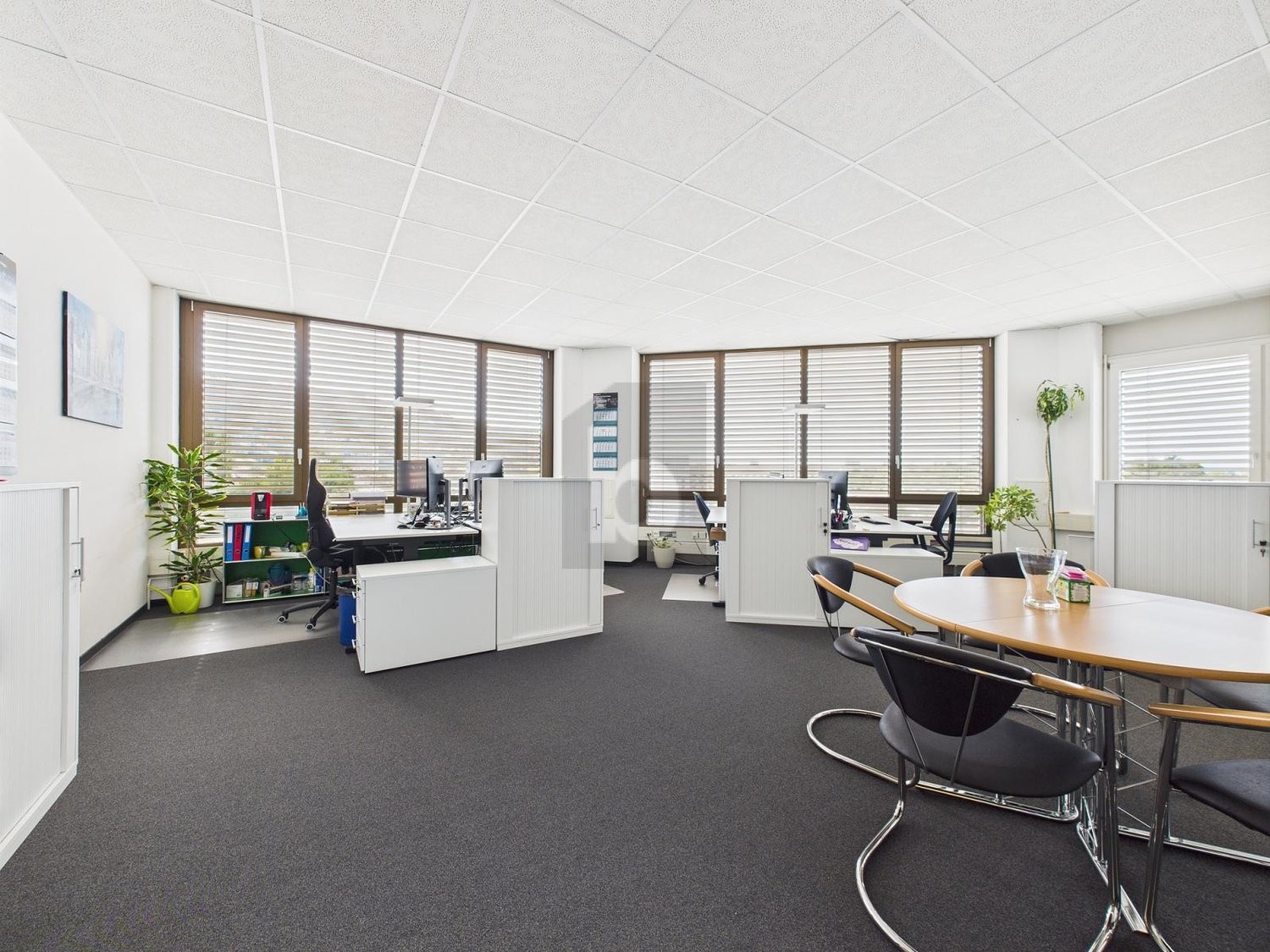 135m² office, photo 2 of 4