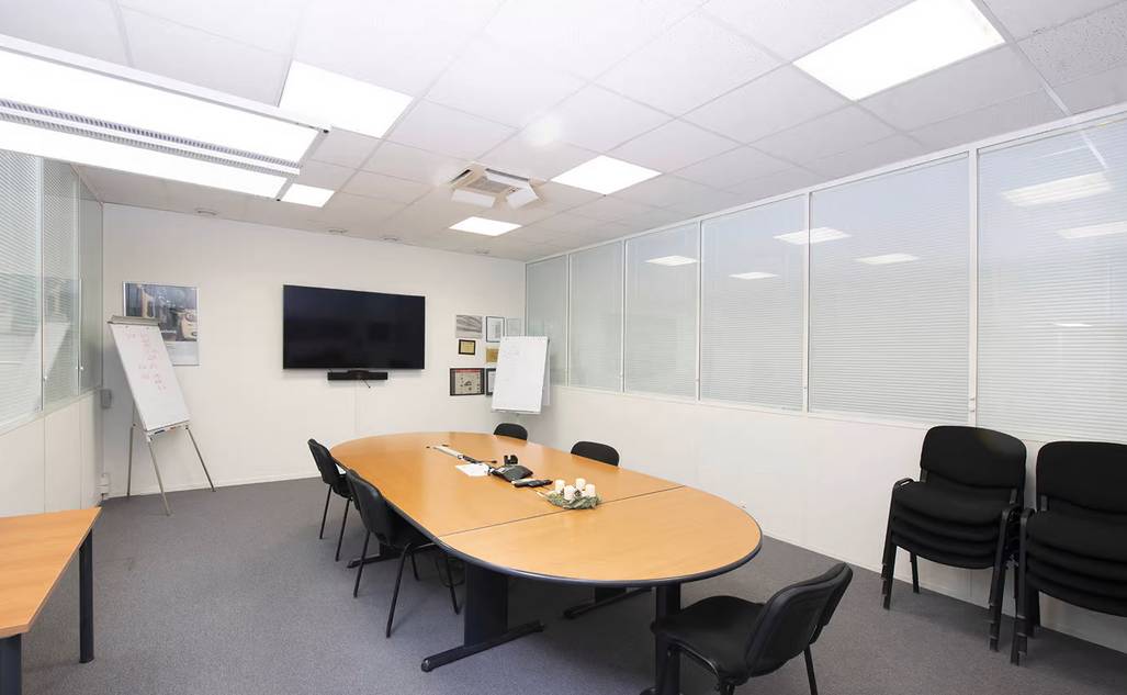 2200m² commercial, photo 5 of 6