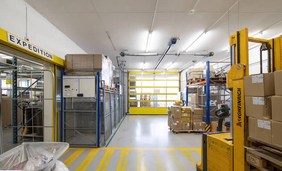 2200m² commercial, photo 4 of 6