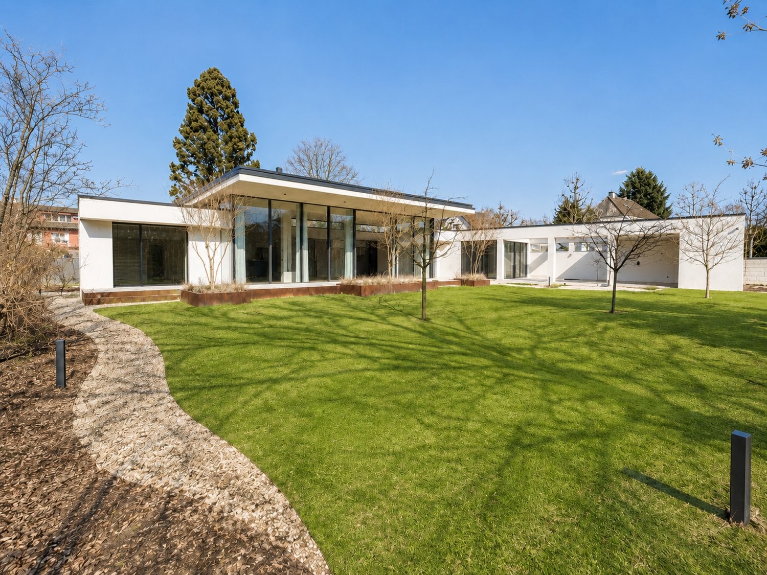 2 ½ room villa