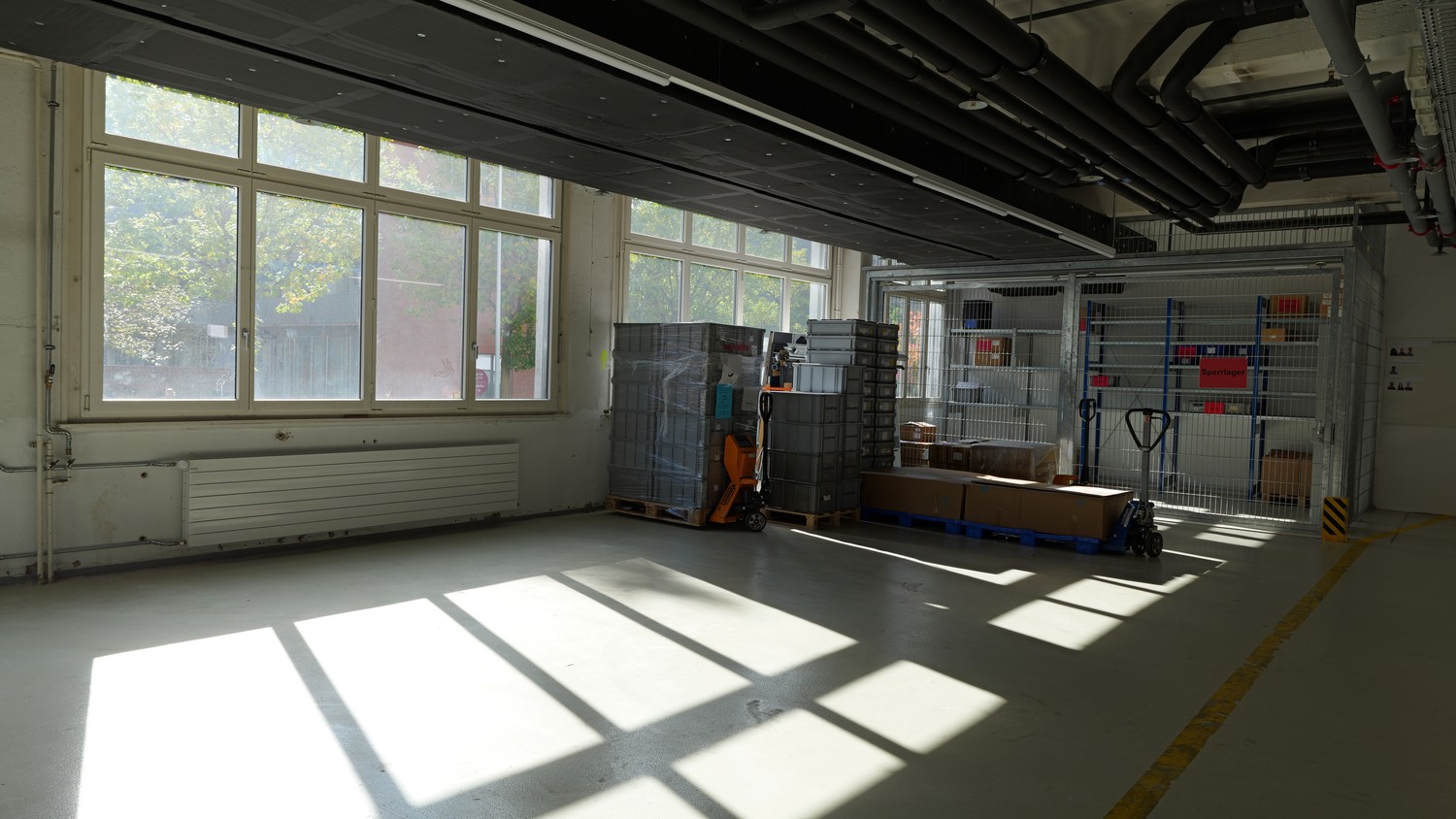 1580m² commercial