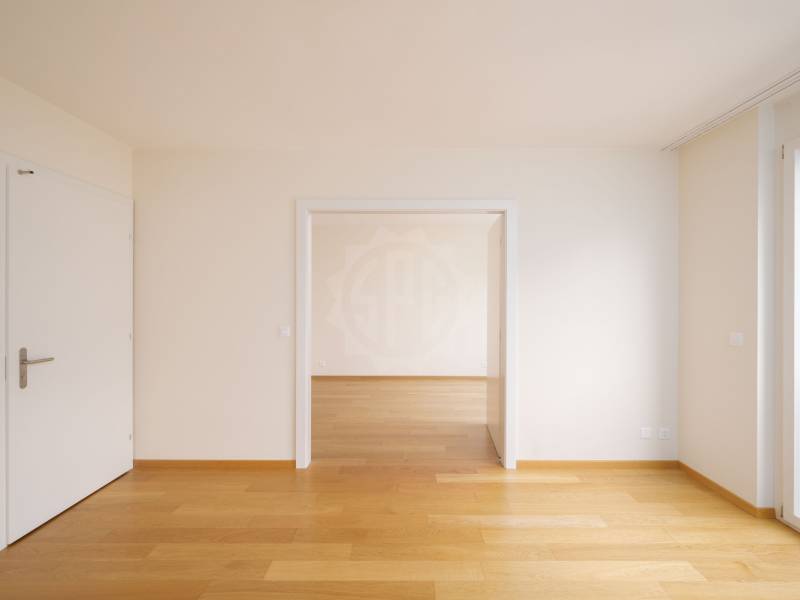 5 rooms apartment, photo 6 of 10