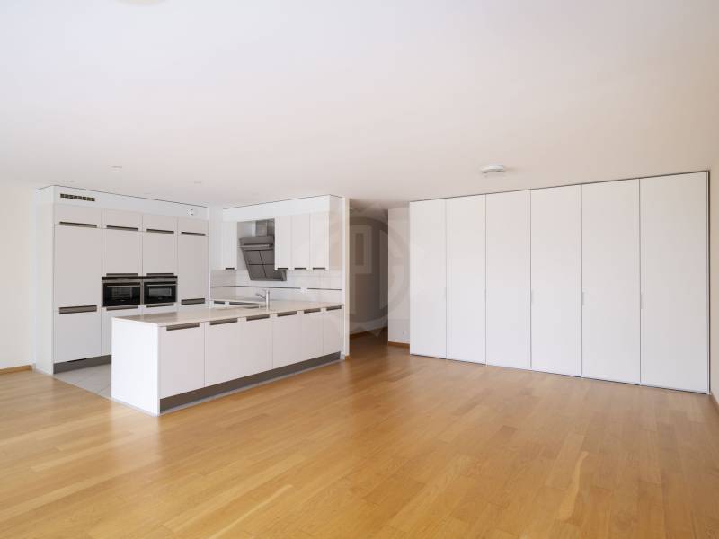 5 rooms apartment, photo 3 of 10