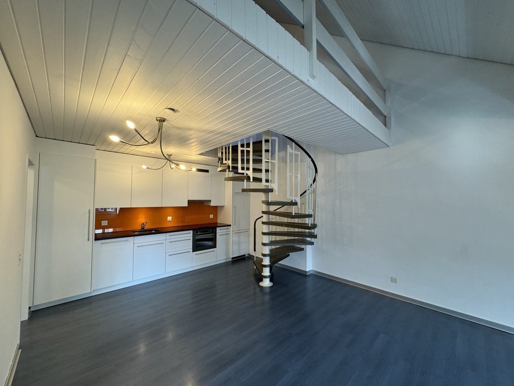 Appartement en attique de 4 pièces
