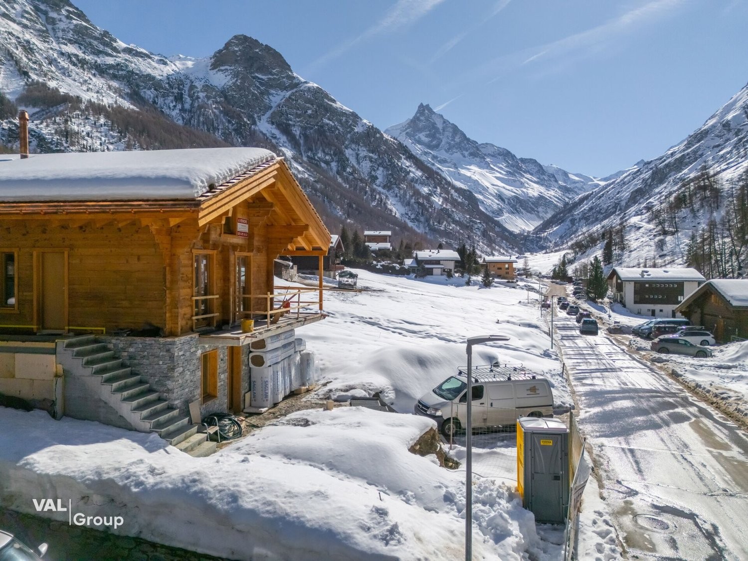 6-Zimmer-Chalet, Foto 1 von 10