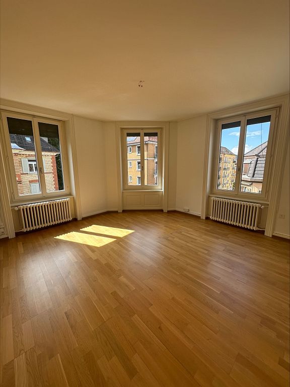 4 rooms apartment, photo 3 of 7