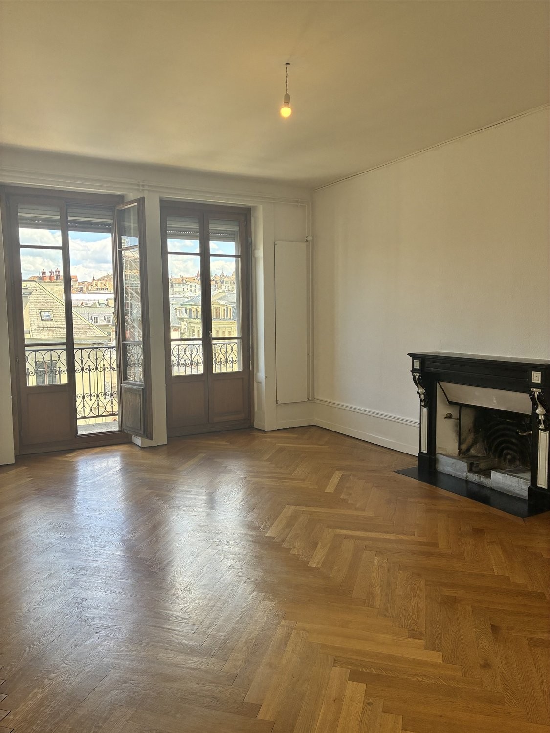 4 rooms apartment, photo 2 of 9