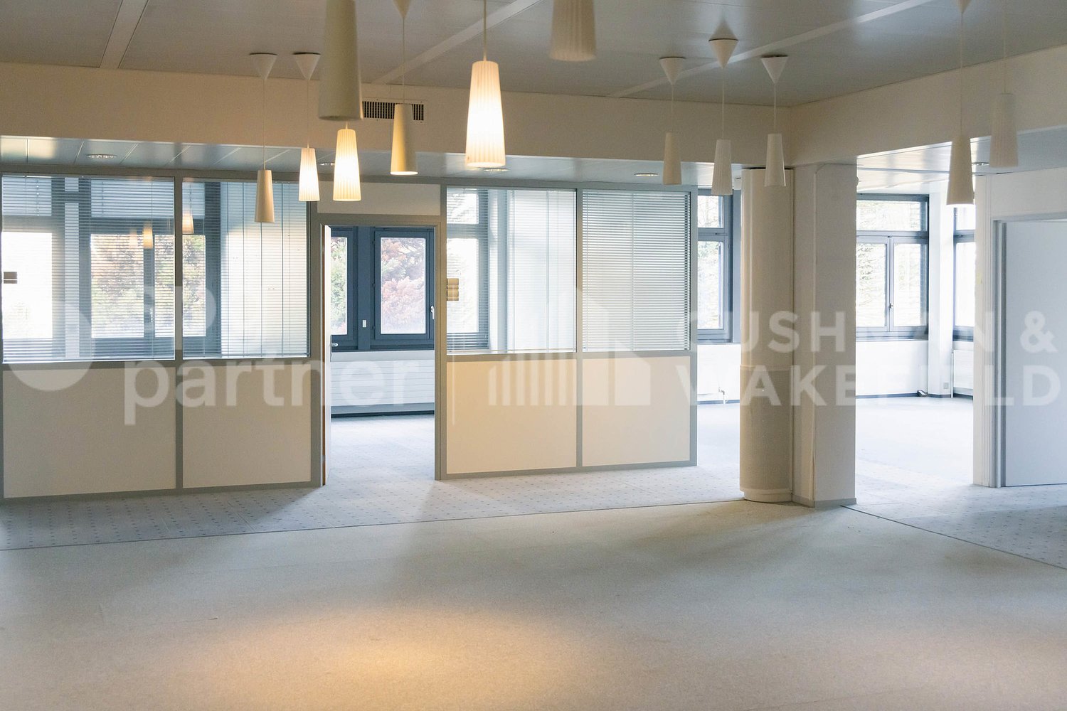 2800m² commercial, photo 6 of 10