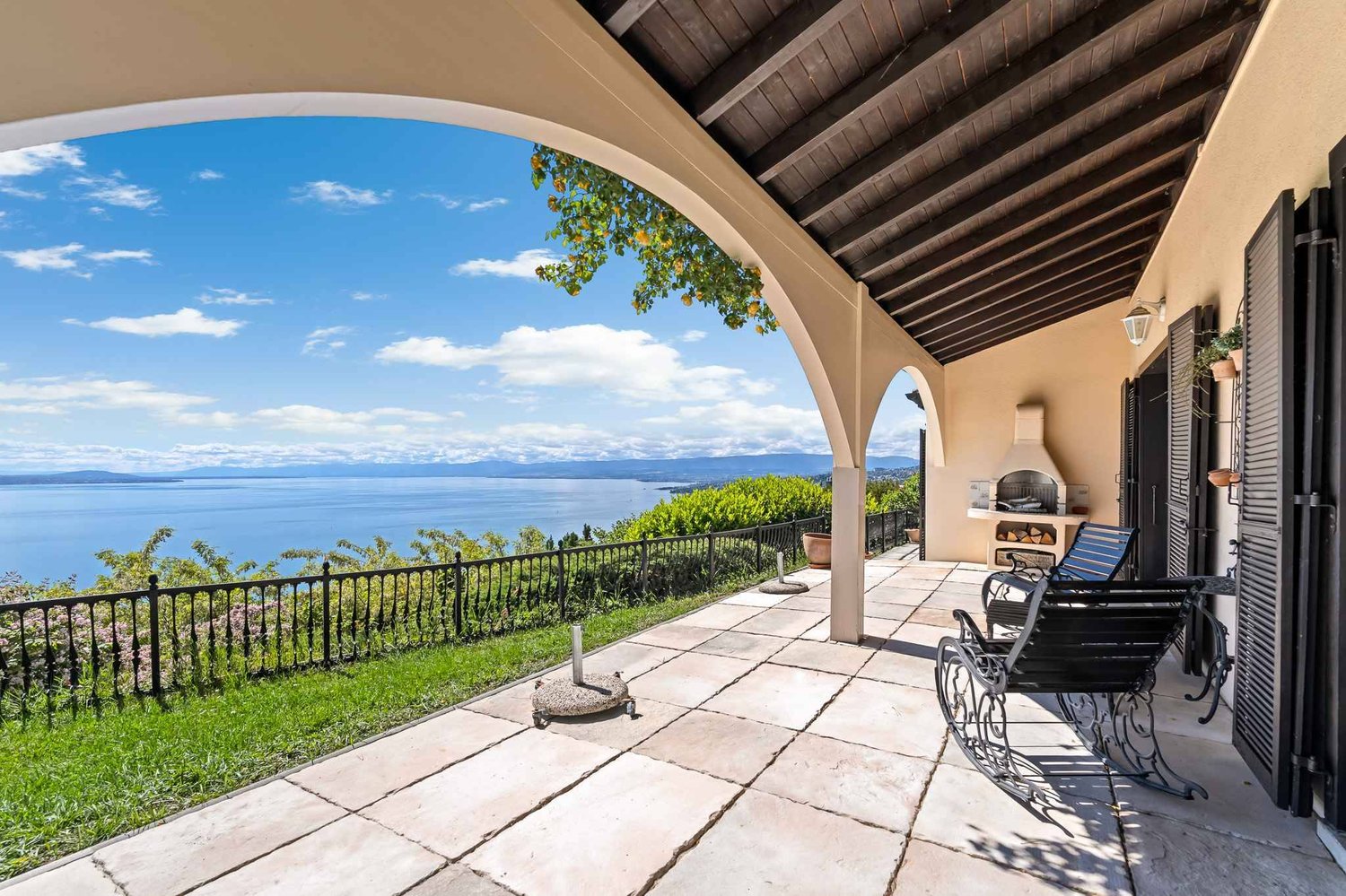 6 ½ rooms villa, photo 1 of 10