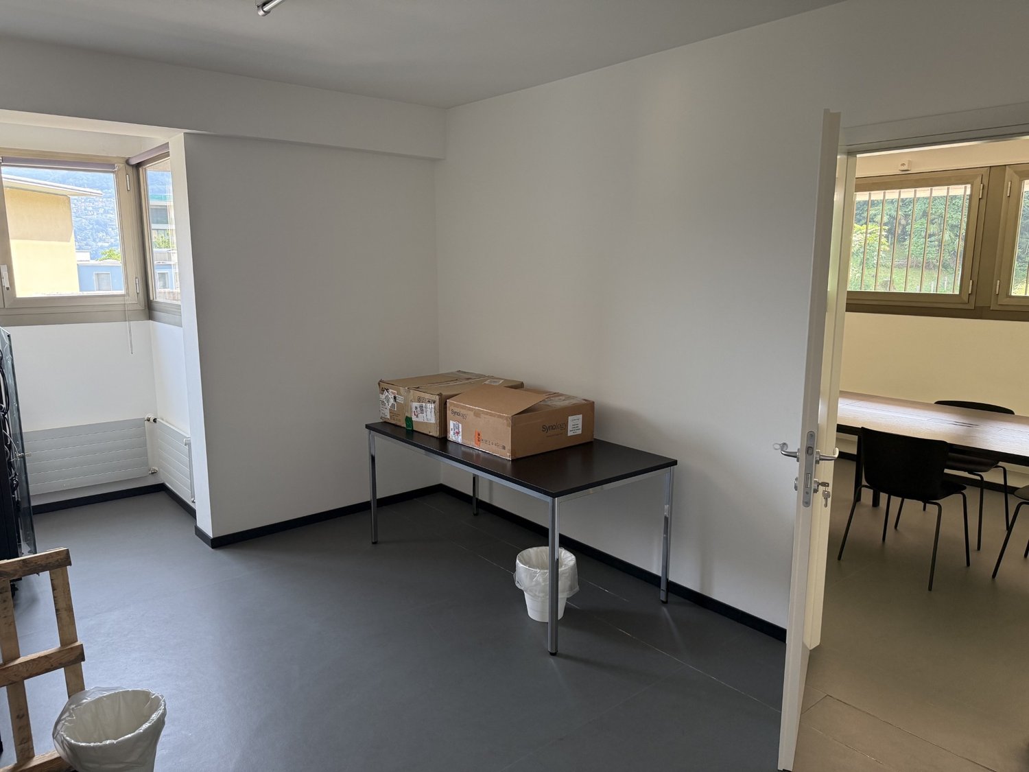 Office, photo 7 of 10