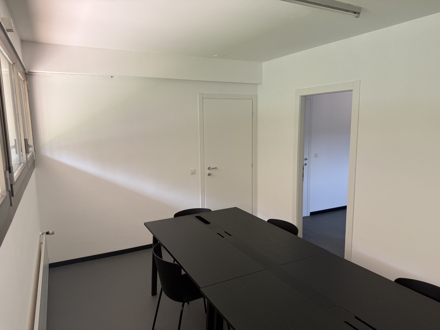 Office, photo 8 of 10