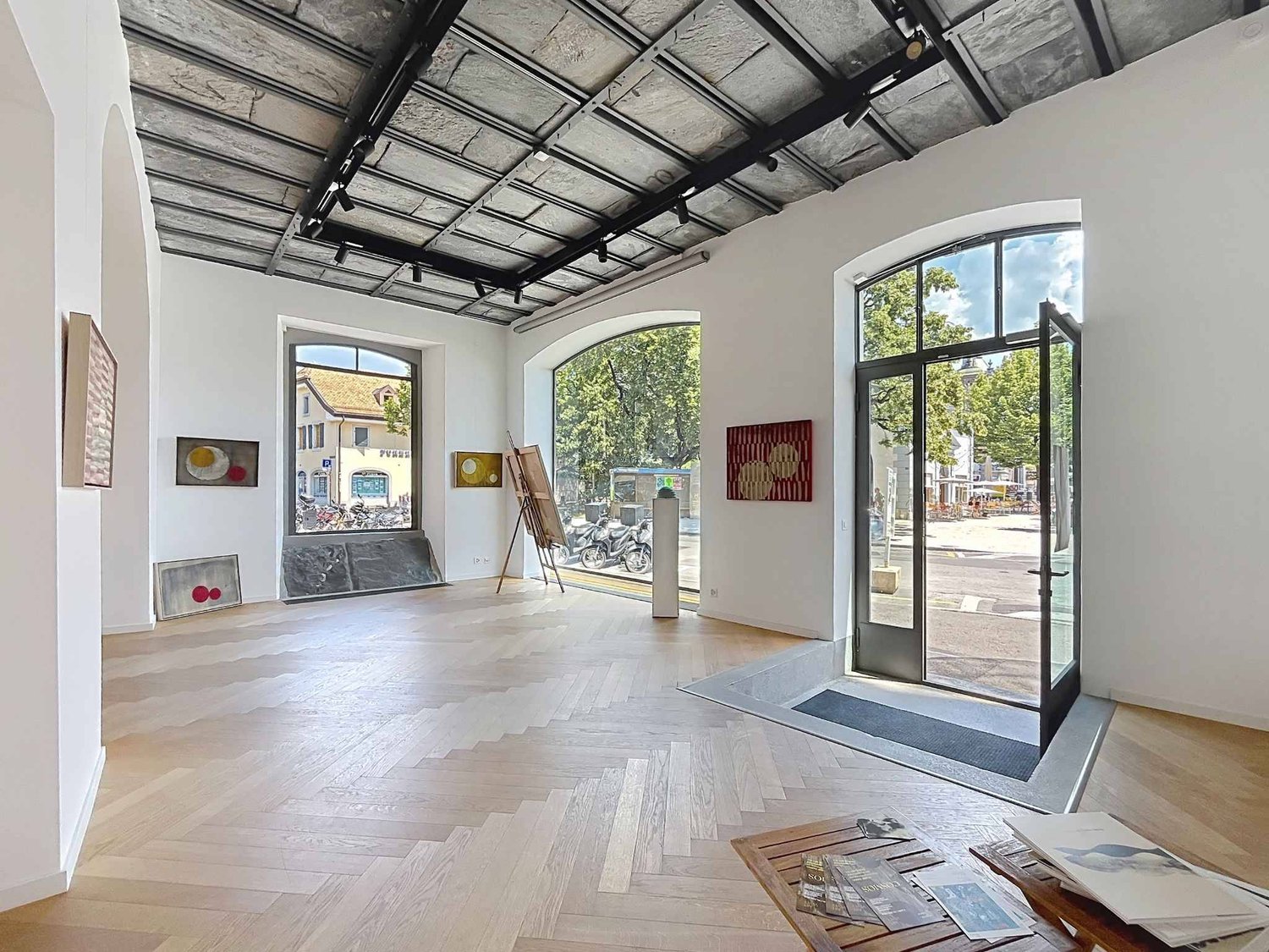 107m² arcade, photo 1 of 9