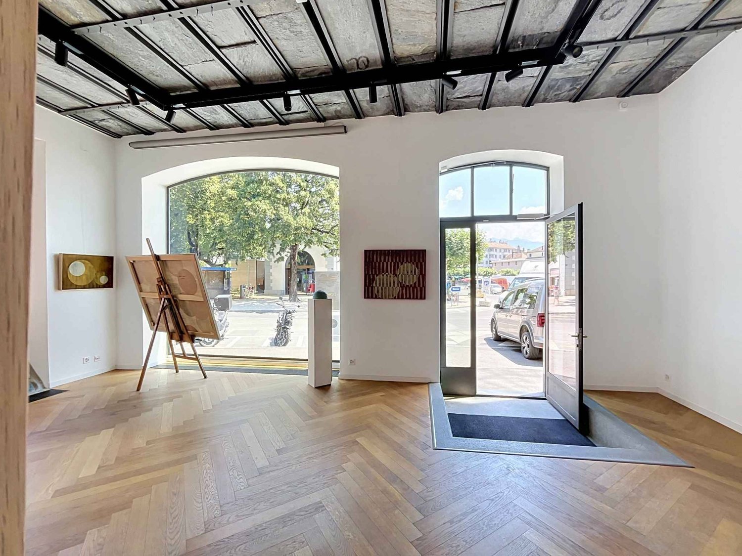 107m² arcade, photo 3 of 9