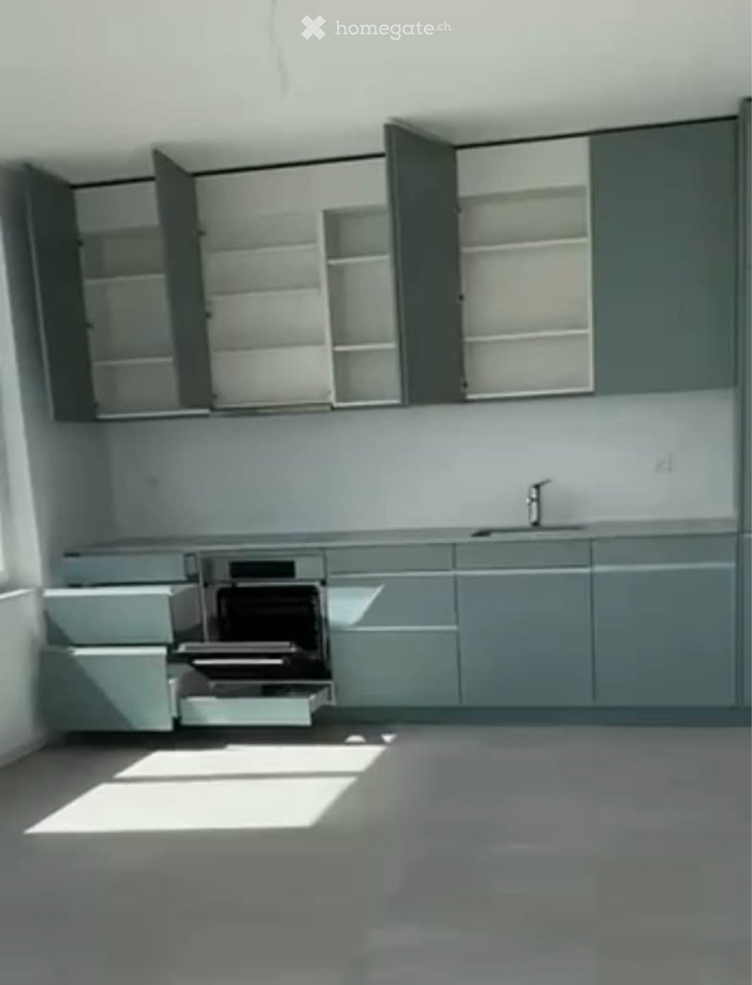 4 rooms apartment, photo 3 of 4