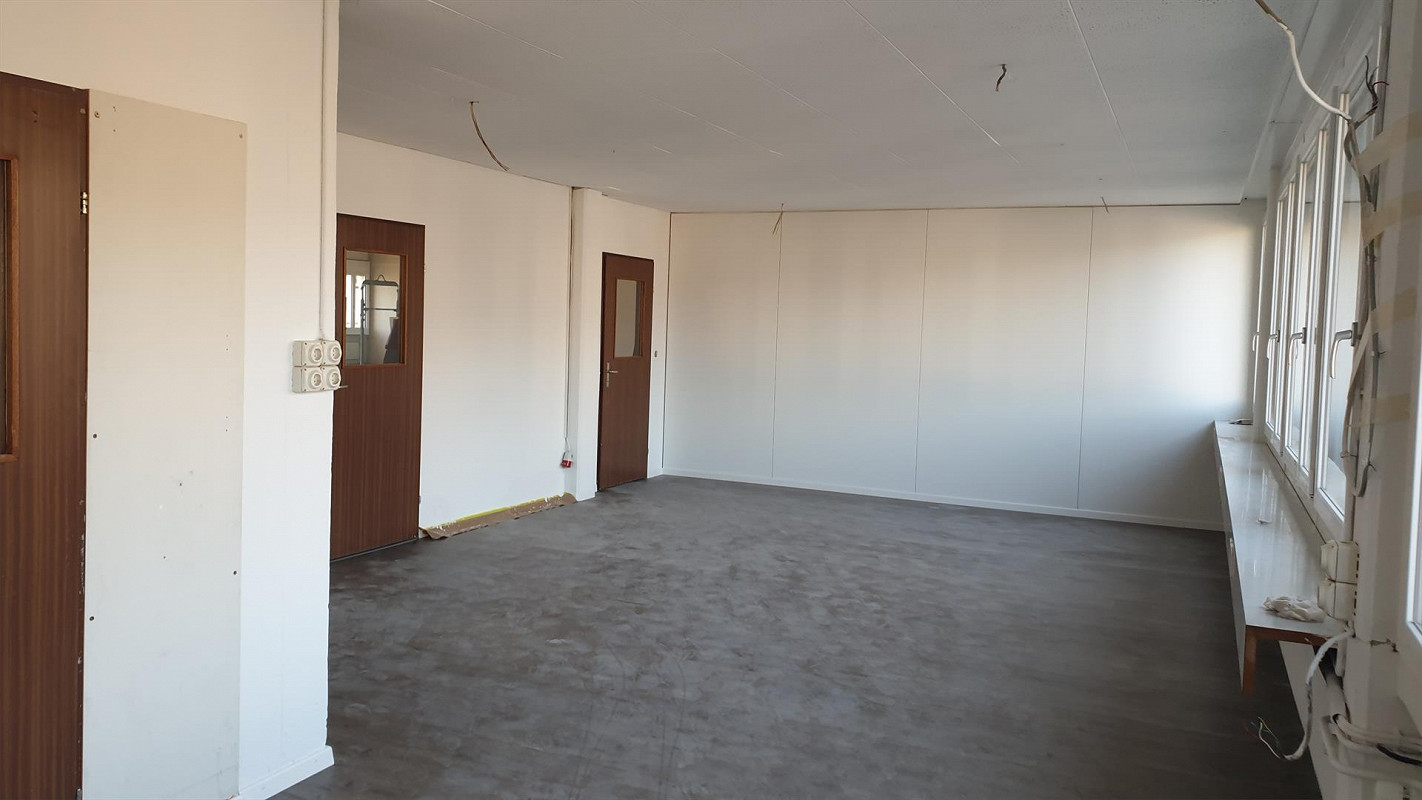 720m² commercial, photo 9 of 10