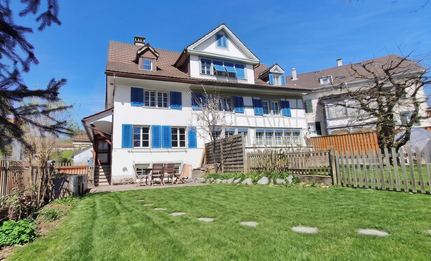 Maison individuelle de 7 ½ pièces