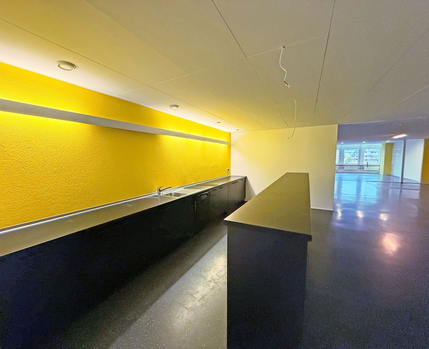 624m² office, photo 6 of 10