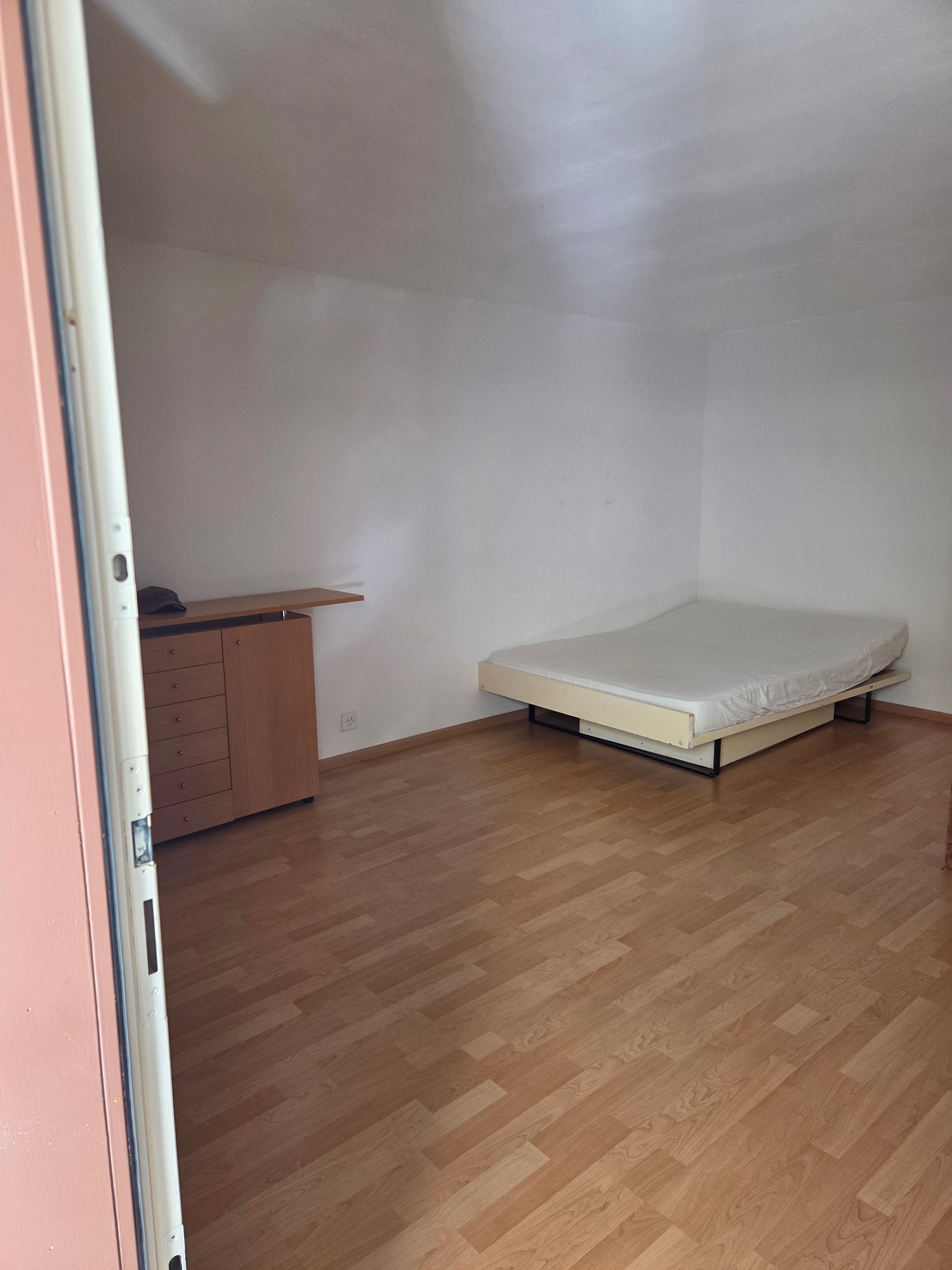 1 room studio