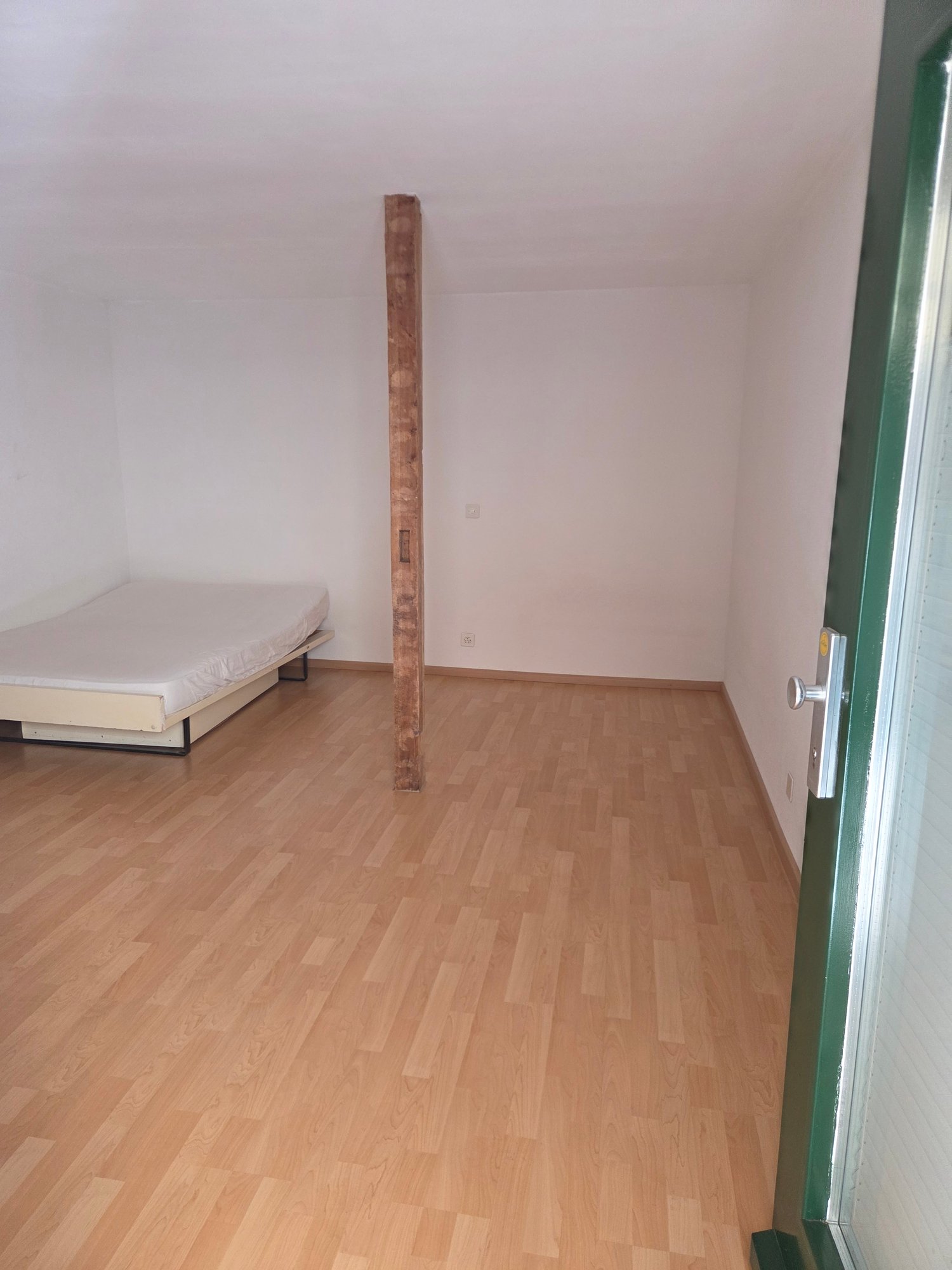 1 room studio