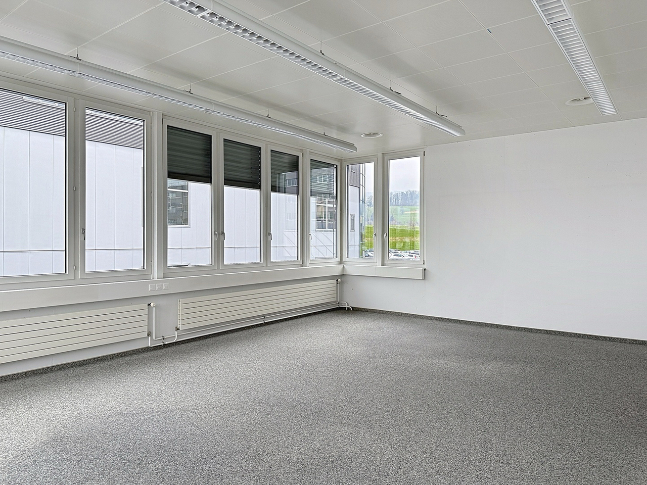 58m² office