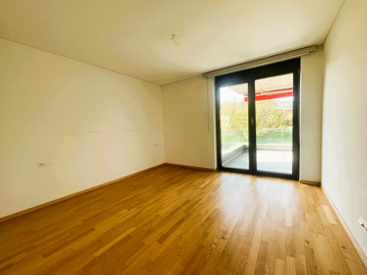 Apartment, photo 5 of 10