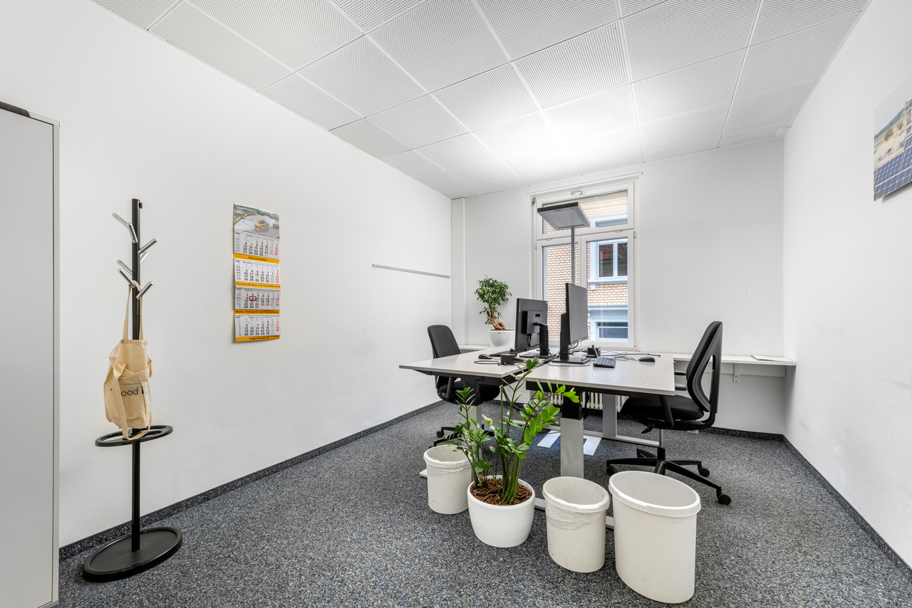 874m² office, photo 9 of 10