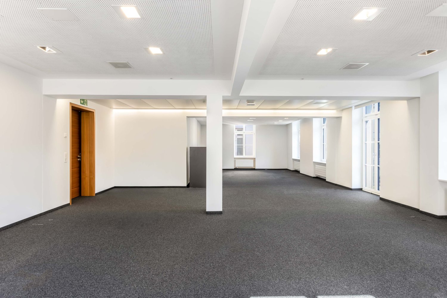 246m² ufficio