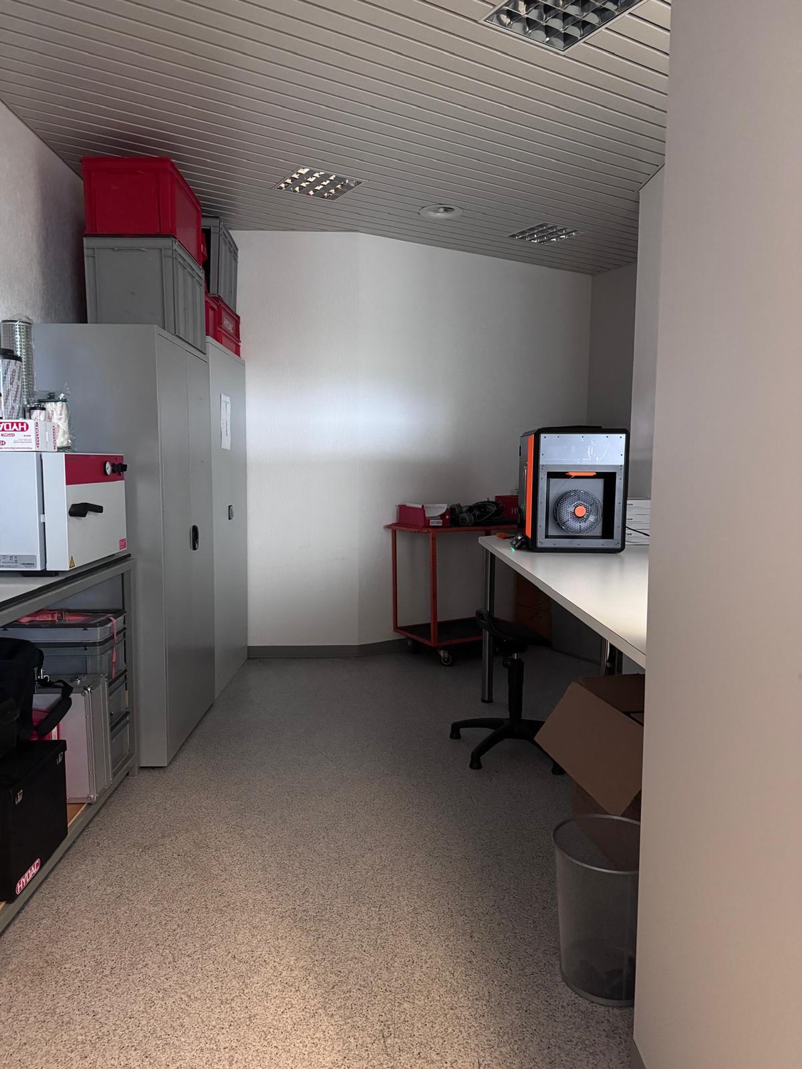 735m² commercial