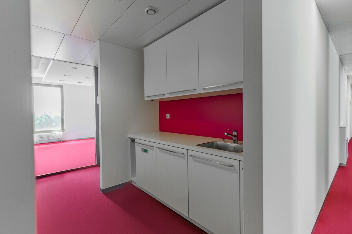 770m² office