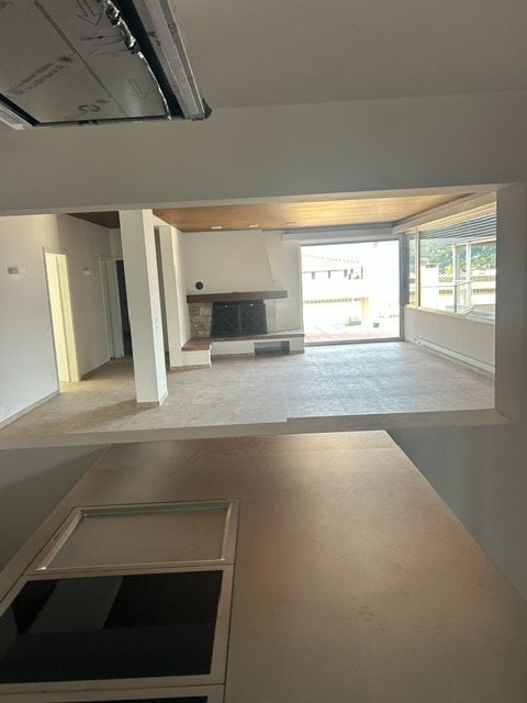 6 rooms apartment, photo 3 of 3