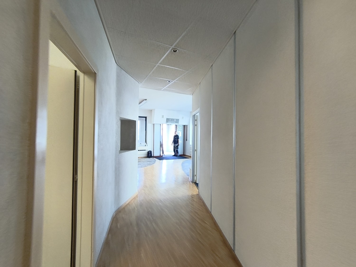 Office, photo 3 of 10