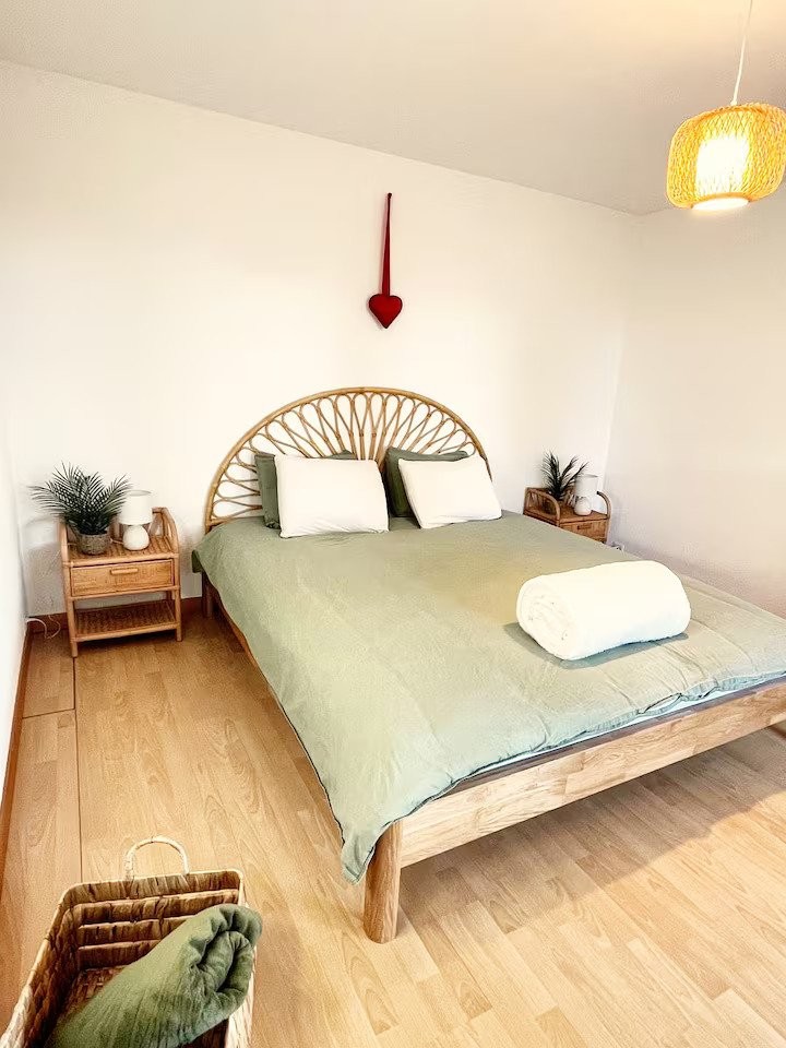 2 ½ rooms furnished flat