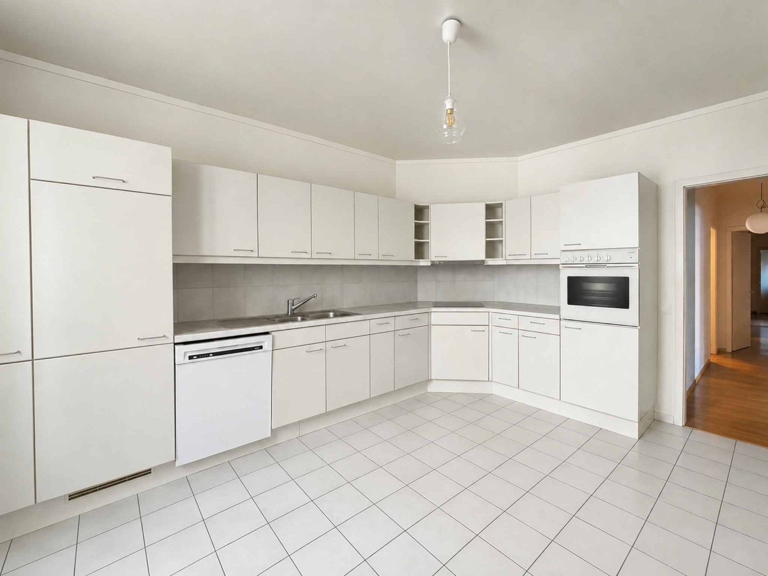 5 rooms apartment, photo 7 of 8
