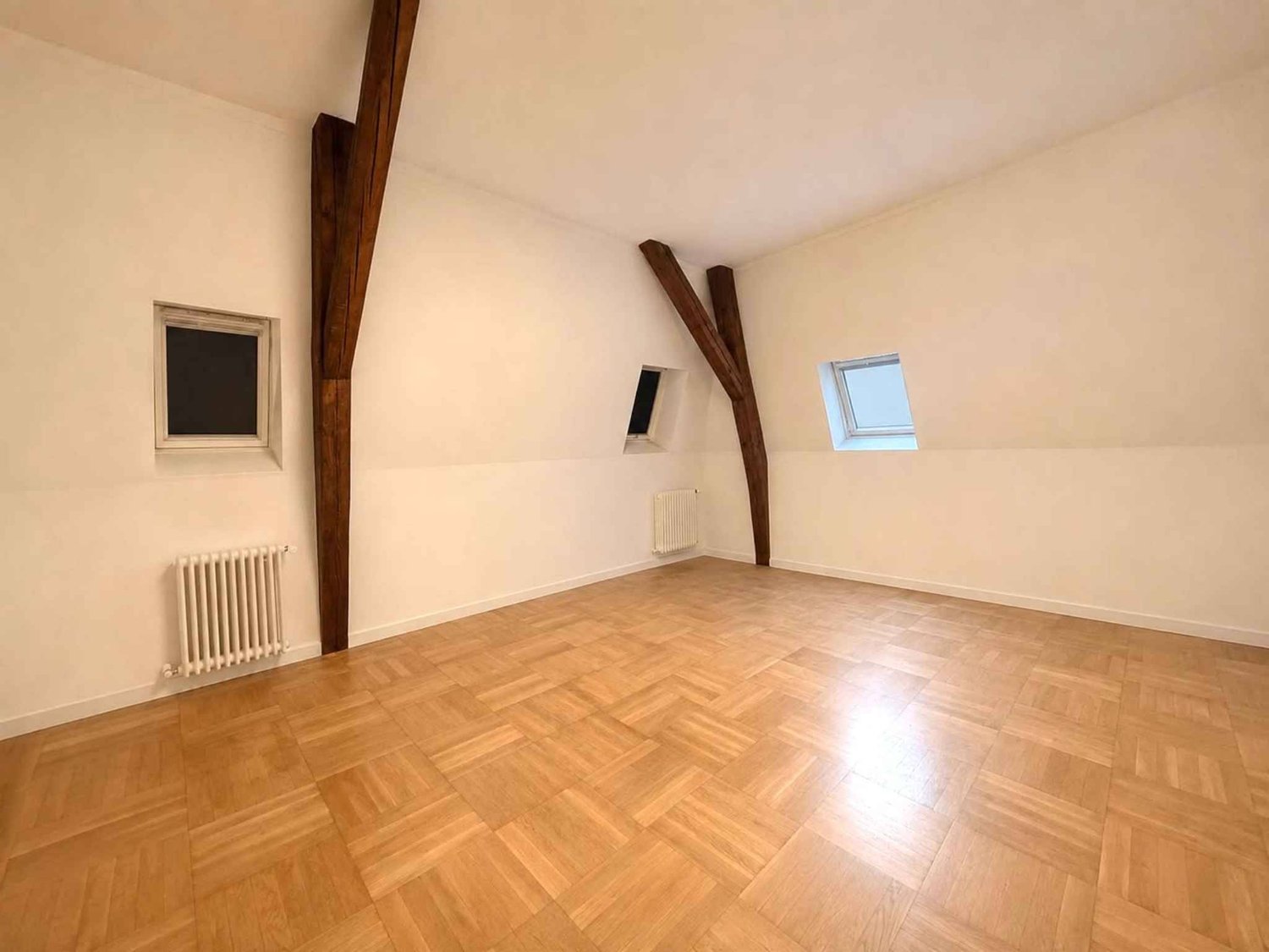 5 rooms apartment, photo 5 of 8