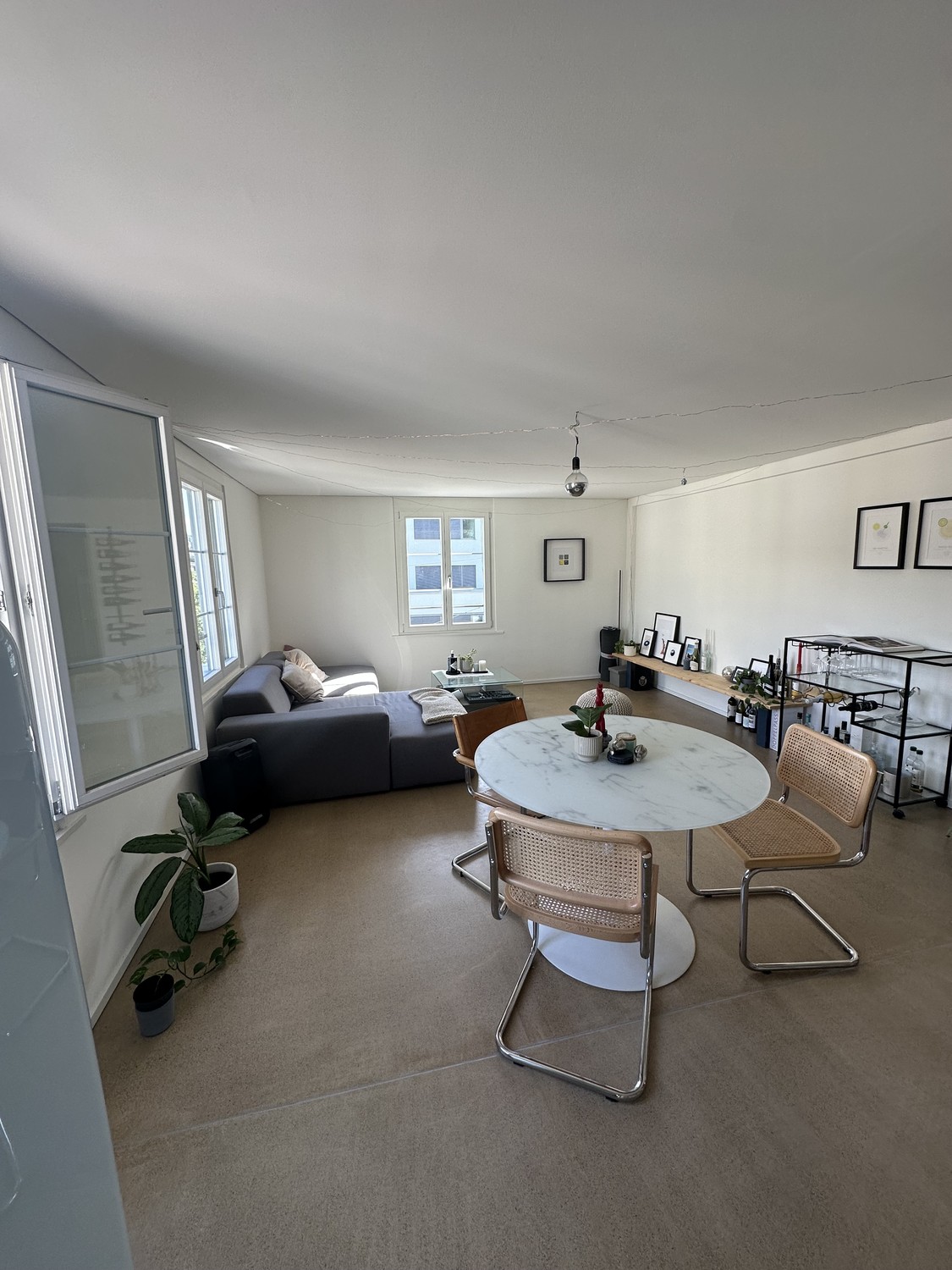 Chambre dans un appartement partagé